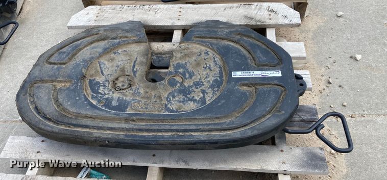 image for item HN9892 2020 Holland FW17J836XL00  fifth wheel hitch