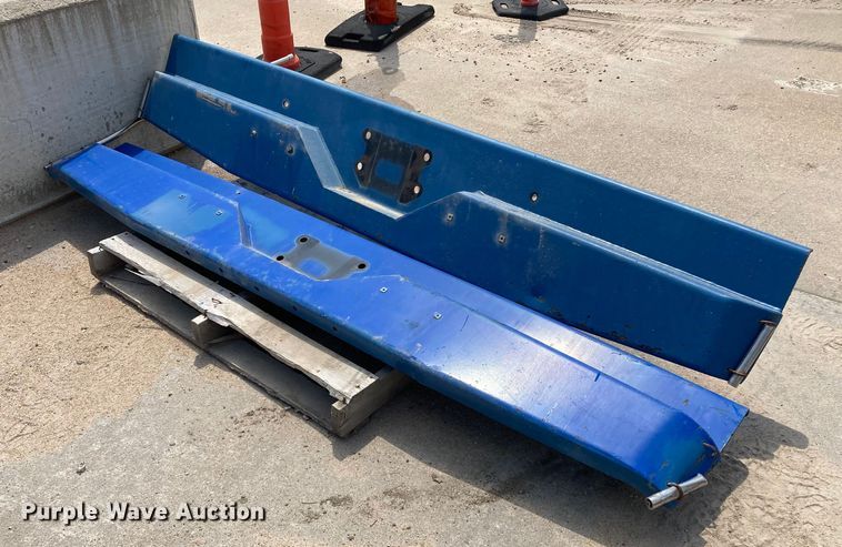 image for item HN9896 (2) bumpers