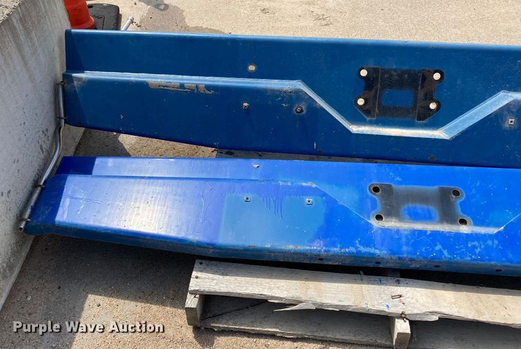 image for item HN9896 (2) bumpers