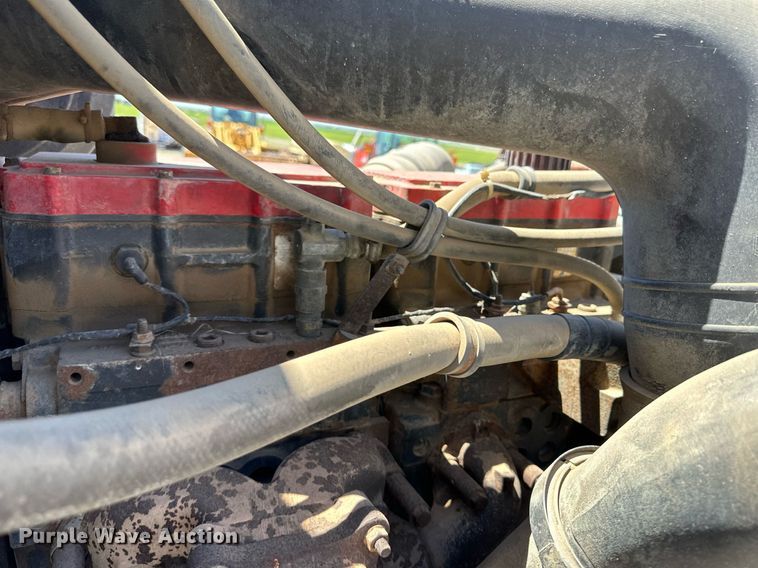 image for item JJ9958 1994 International Eagle 9400  semi truck