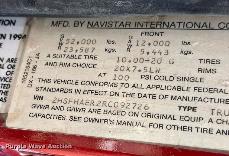 image for item JJ9958 1994 International Eagle 9400  semi truck