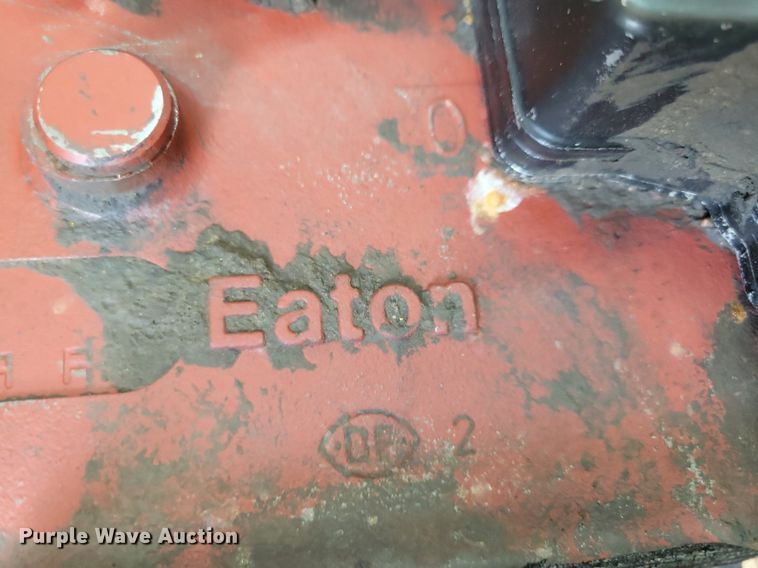 image for item JO9137 Eaton Fuller FRO162100  engine