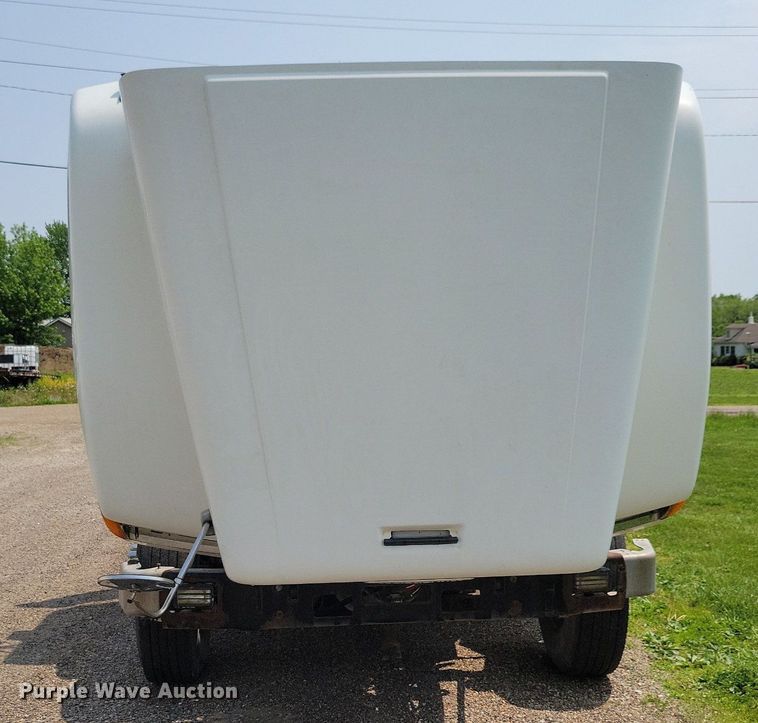 image for item JO9146 1999 Freightliner FLD  semi truck