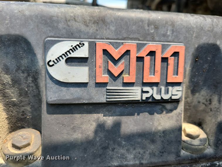 image for item JO9146 1999 Freightliner FLD  semi truck