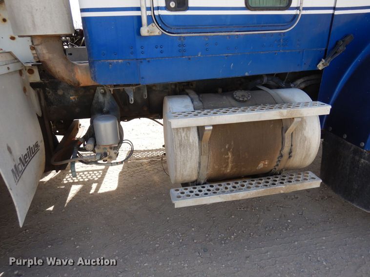 image for item KU9944 2005 Kenworth W900  ready mix truck