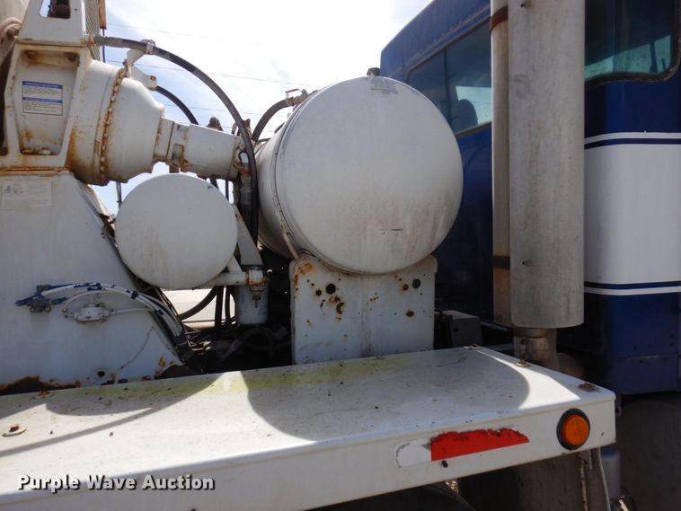 image for item KU9944 2005 Kenworth W900  ready mix truck