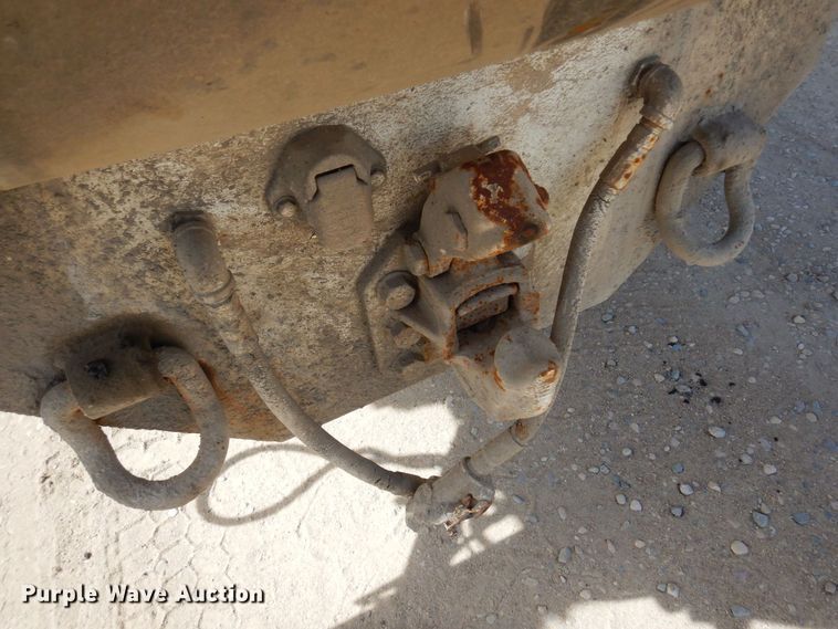 image for item KU9944 2005 Kenworth W900  ready mix truck