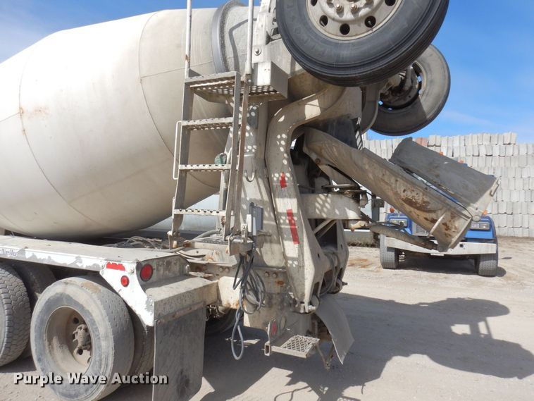 image for item KU9944 2005 Kenworth W900  ready mix truck