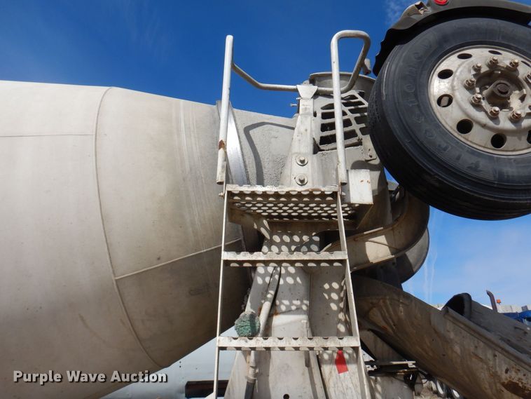 image for item KU9944 2005 Kenworth W900  ready mix truck