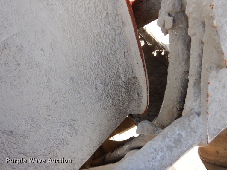 image for item KU9944 2005 Kenworth W900  ready mix truck