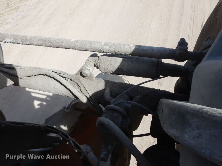 image for item KU9944 2005 Kenworth W900  ready mix truck