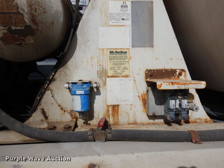 image for item KU9944 2005 Kenworth W900  ready mix truck