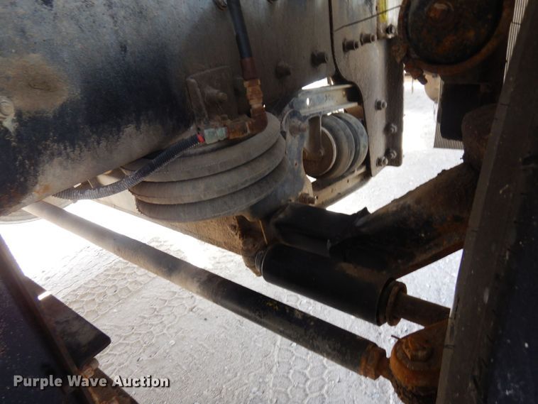 image for item KU9944 2005 Kenworth W900  ready mix truck