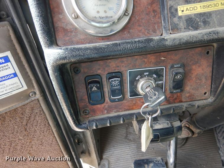 image for item KU9944 2005 Kenworth W900  ready mix truck