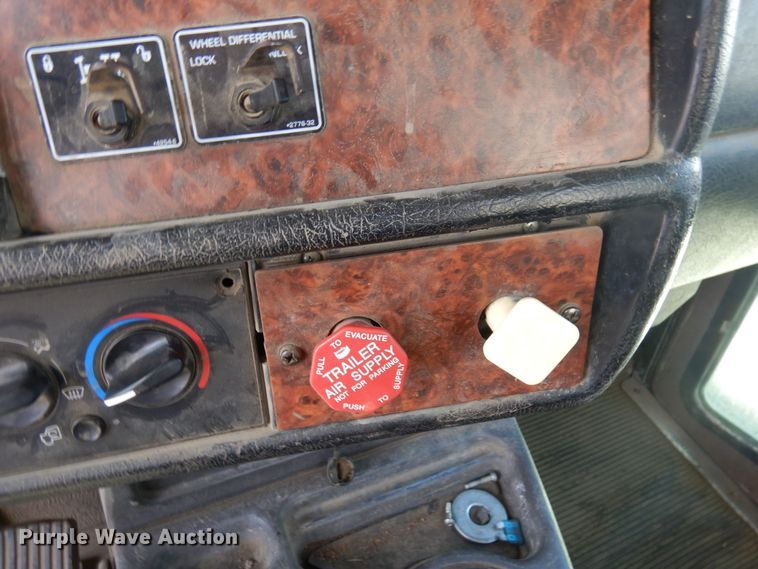 image for item KU9944 2005 Kenworth W900  ready mix truck