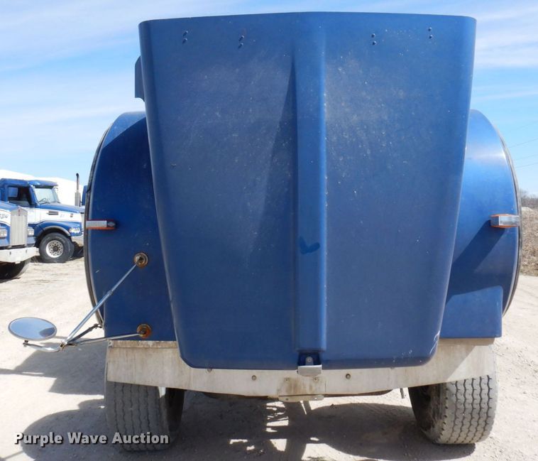 image for item KU9944 2005 Kenworth W900  ready mix truck