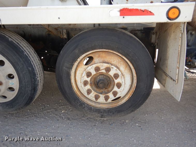 image for item KU9944 2005 Kenworth W900  ready mix truck