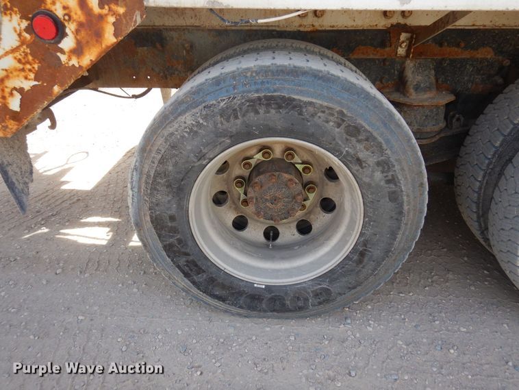 image for item KU9944 2005 Kenworth W900  ready mix truck