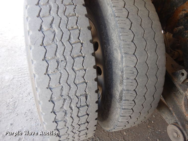 image for item KU9944 2005 Kenworth W900  ready mix truck