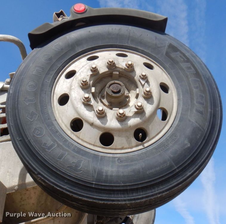 image for item KU9944 2005 Kenworth W900  ready mix truck