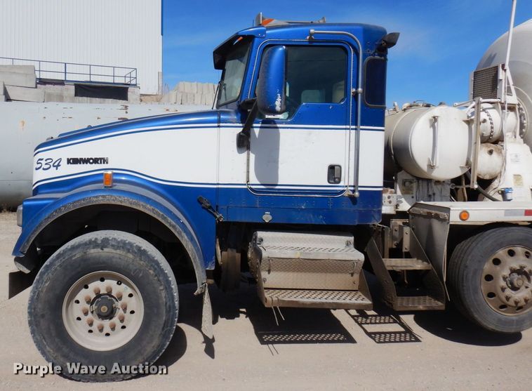 image for item KU9945 2005 Kenworth W900  ready mix truck