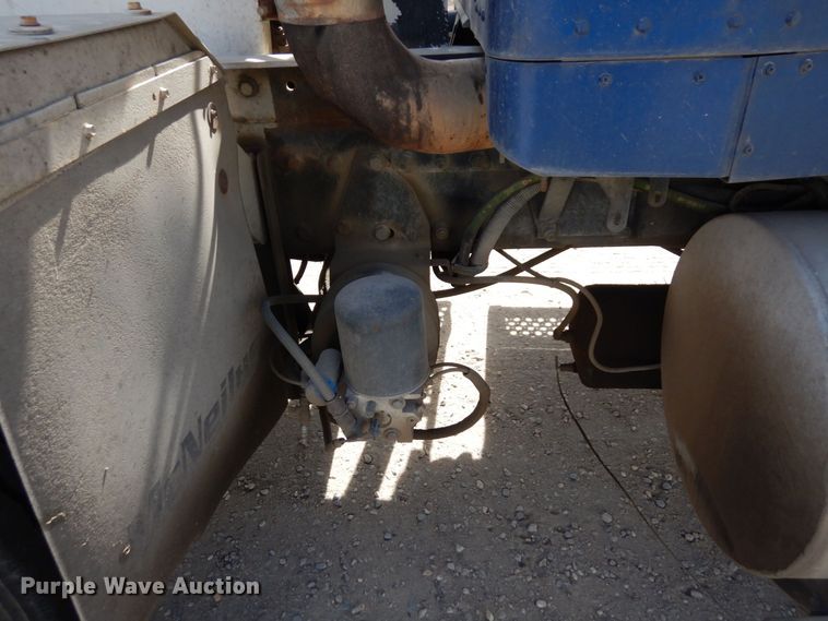 image for item KU9945 2005 Kenworth W900  ready mix truck