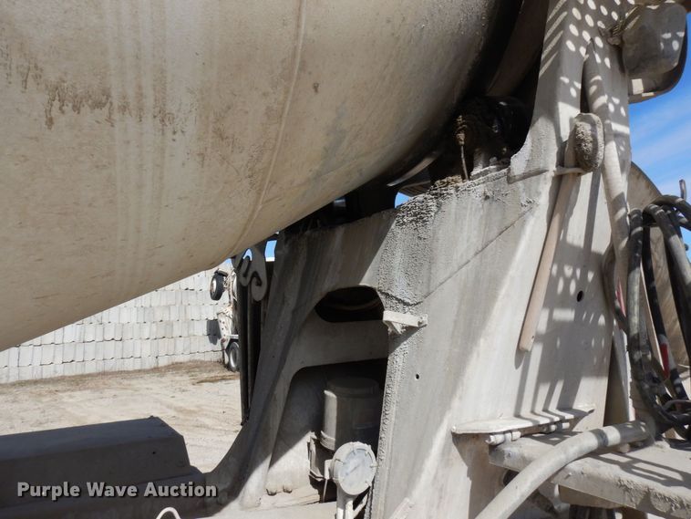 image for item KU9945 2005 Kenworth W900  ready mix truck