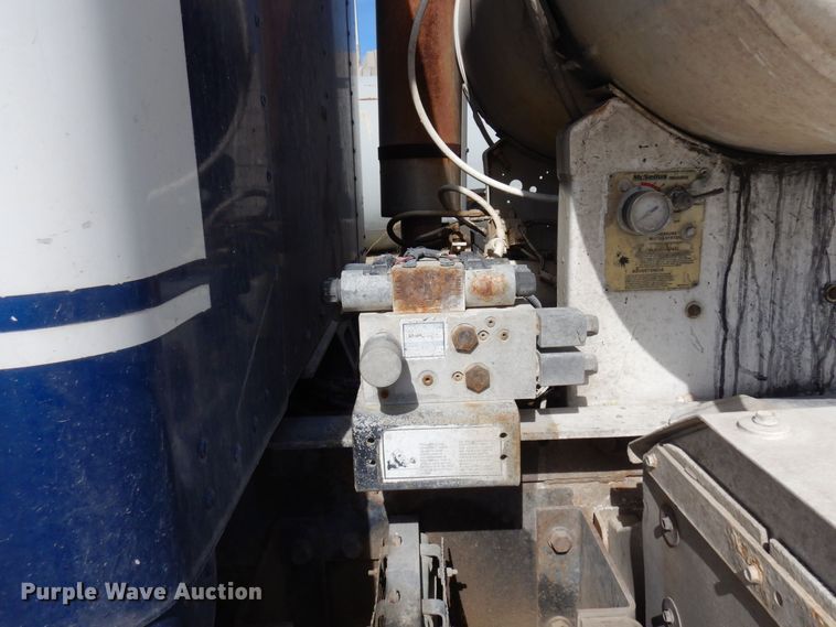 image for item KU9945 2005 Kenworth W900  ready mix truck