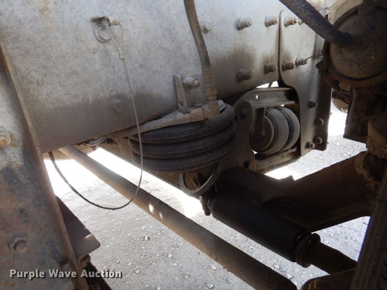 image for item KU9945 2005 Kenworth W900  ready mix truck