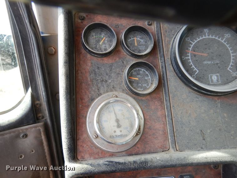 image for item KU9945 2005 Kenworth W900  ready mix truck