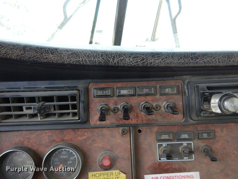 image for item KU9945 2005 Kenworth W900  ready mix truck