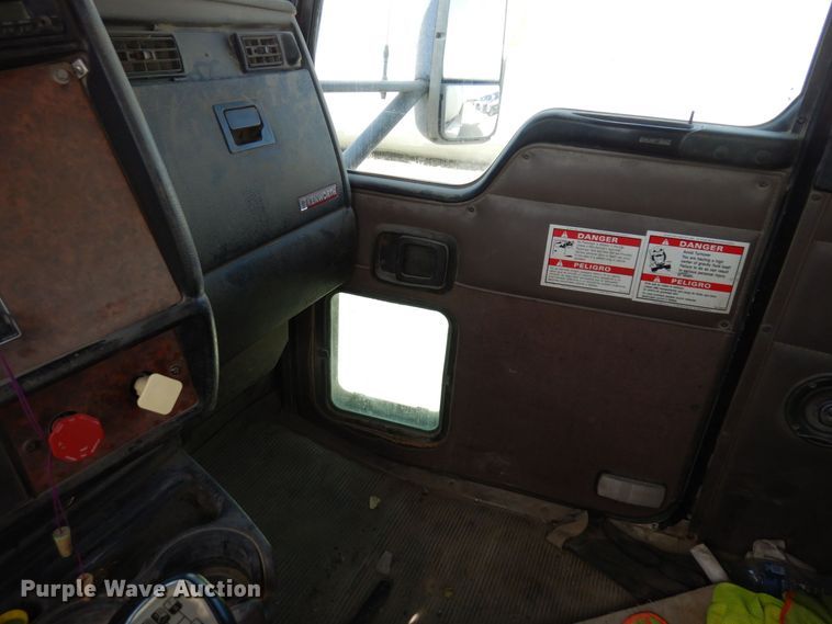 image for item KU9945 2005 Kenworth W900  ready mix truck