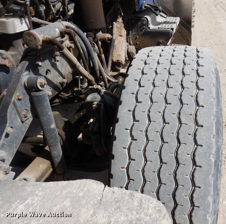 image for item KU9945 2005 Kenworth W900  ready mix truck