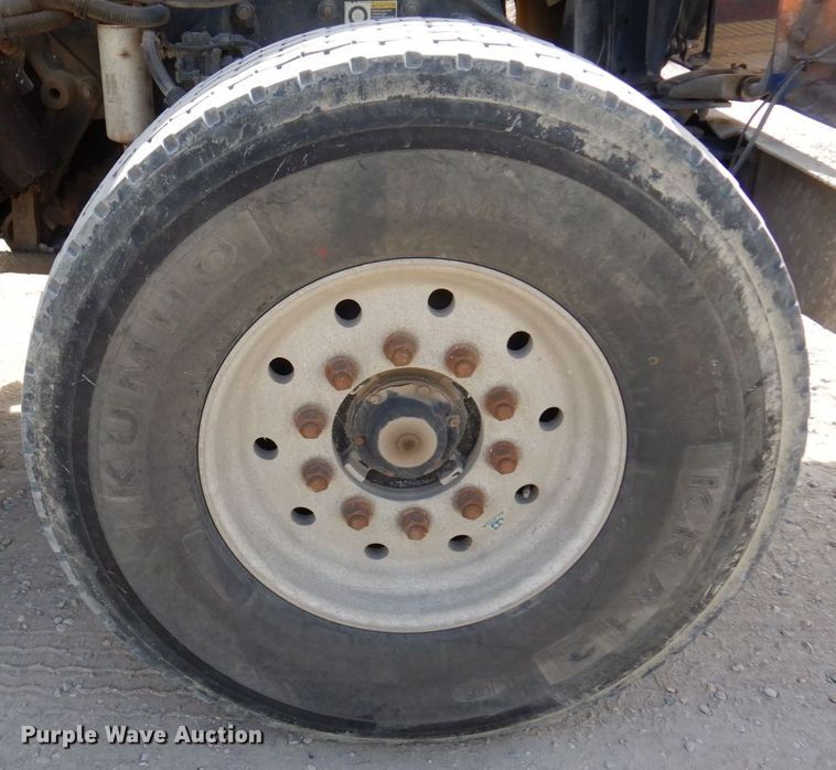 image for item KU9945 2005 Kenworth W900  ready mix truck