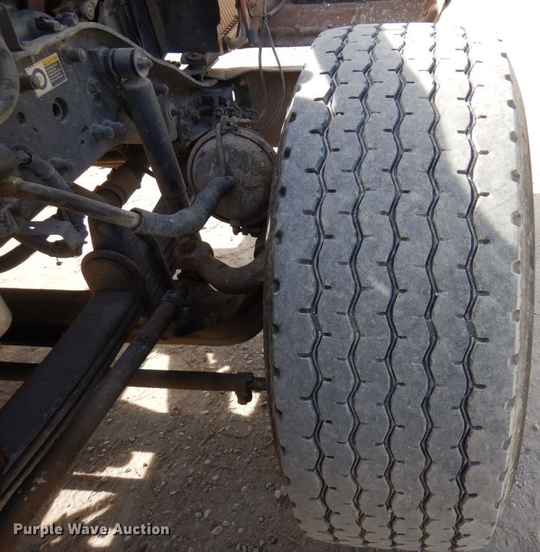 image for item KU9945 2005 Kenworth W900  ready mix truck