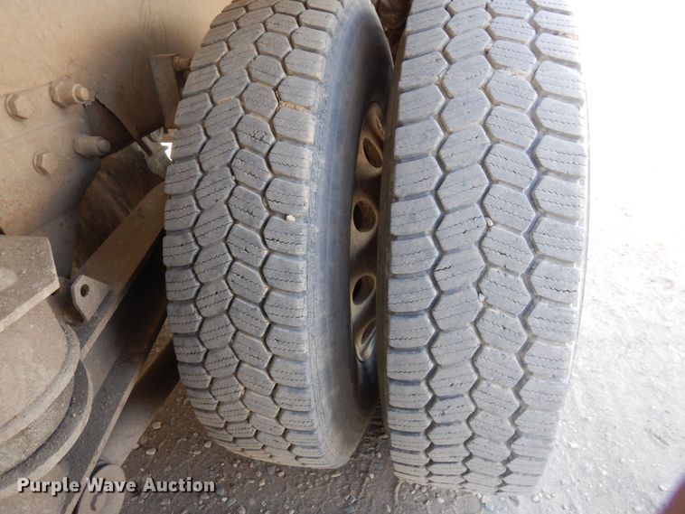 image for item KU9945 2005 Kenworth W900  ready mix truck