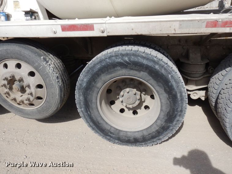 image for item KU9945 2005 Kenworth W900  ready mix truck