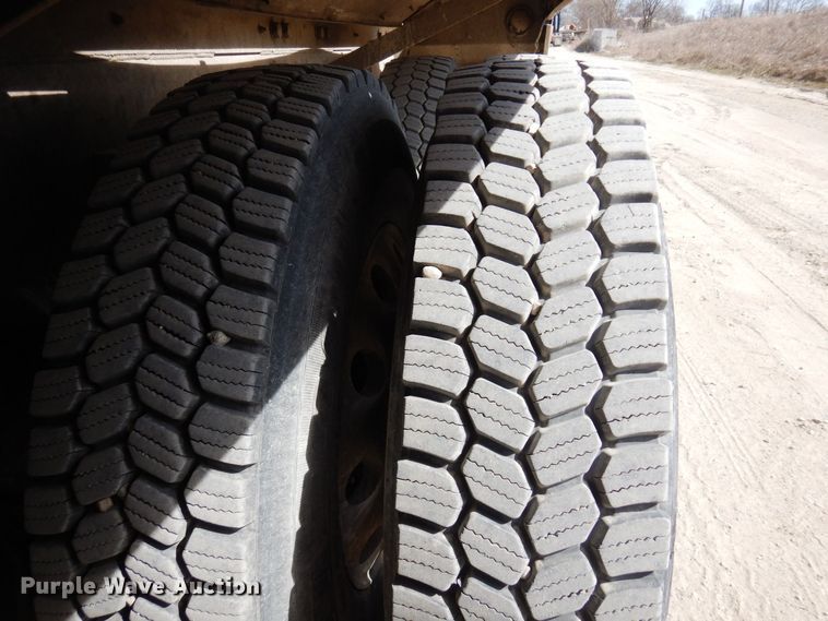 image for item KU9945 2005 Kenworth W900  ready mix truck