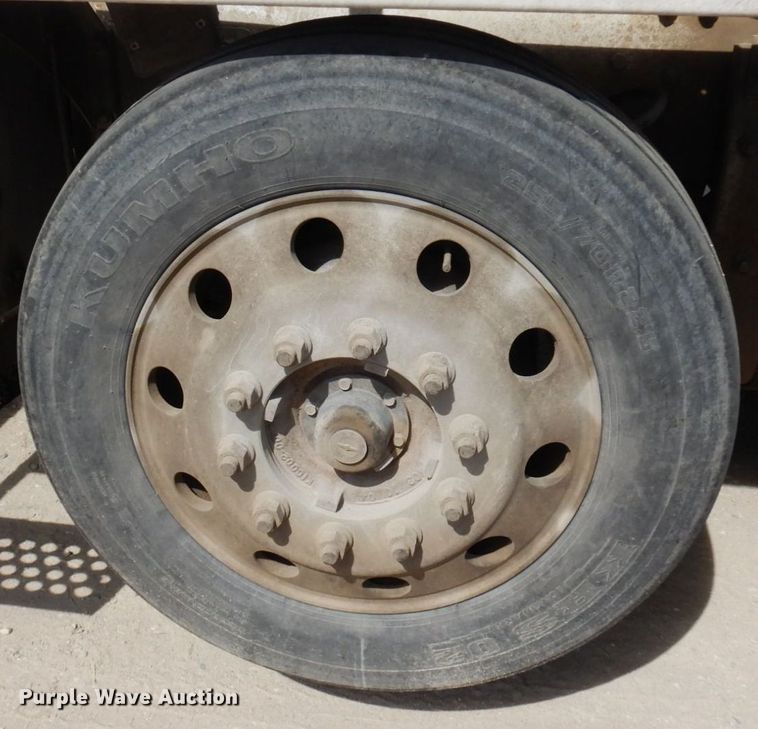 image for item KU9945 2005 Kenworth W900  ready mix truck