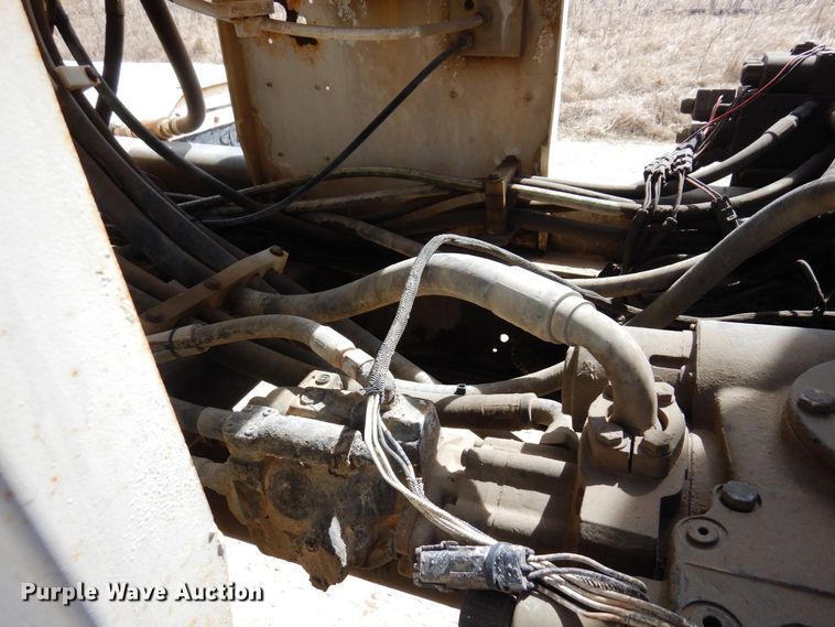 image for item KU9947 2003 International 5500i  ready mix truck