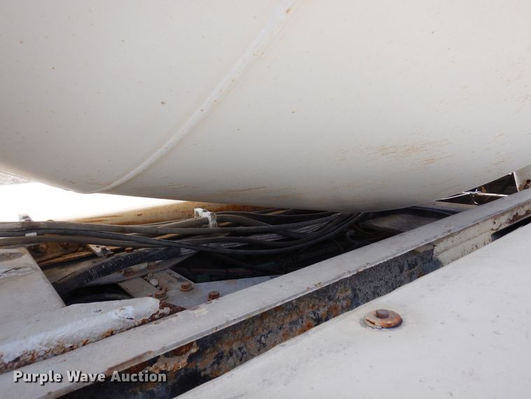 image for item KU9947 2003 International 5500i  ready mix truck