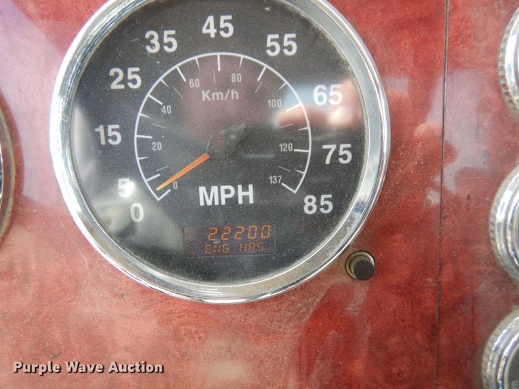 image for item KU9947 2003 International 5500i  ready mix truck