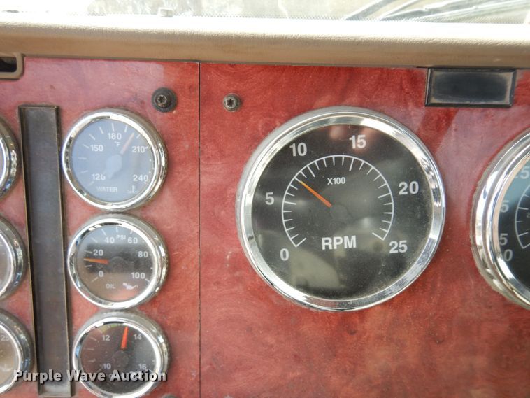 image for item KU9947 2003 International 5500i  ready mix truck