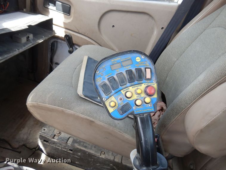 image for item KU9947 2003 International 5500i  ready mix truck