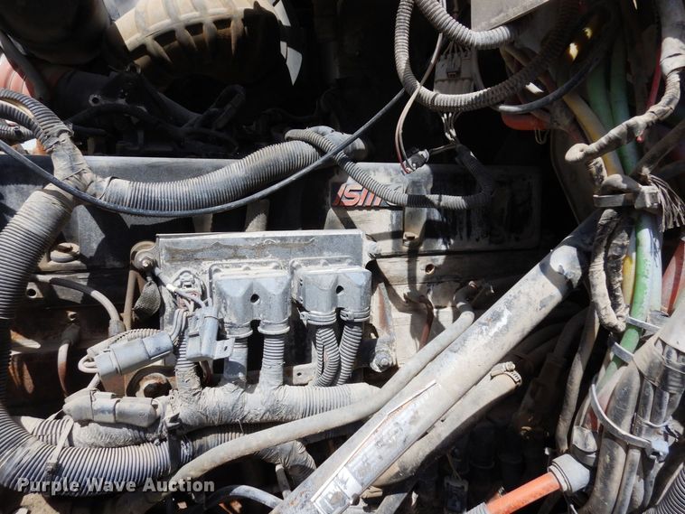 image for item KU9947 2003 International 5500i  ready mix truck