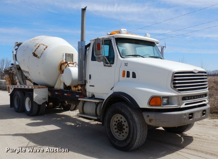 image for item KU9948 2004 Sterling LT9500  ready mix truck