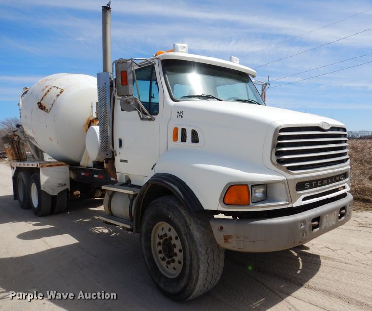 image for item KU9948 2004 Sterling LT9500  ready mix truck