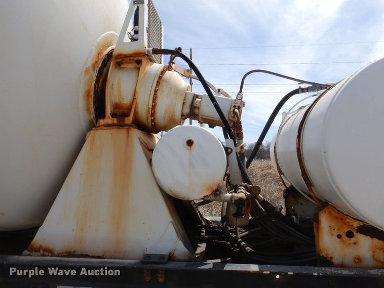 image for item KU9948 2004 Sterling LT9500  ready mix truck