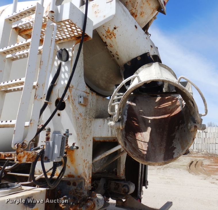 image for item KU9948 2004 Sterling LT9500  ready mix truck