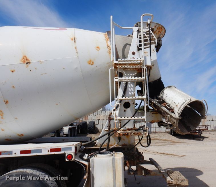 image for item KU9948 2004 Sterling LT9500  ready mix truck